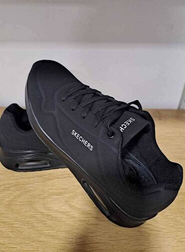 nike react patike: Skechers, 37, bоја - Crna