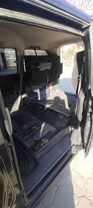 Honda: Honda Stepwgn: 2003 г., 2 л, Автомат, Бензин — 17