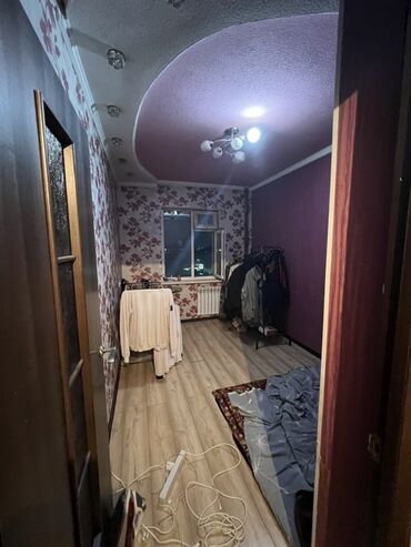 Продажа квартир: 3 комнаты, 70 м², 4 этаж — 9