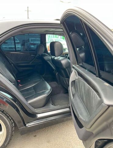 Mercedes-Benz: Mercedes-Benz E-class AMG: 3.2 l | 1999 il Sedan — 8