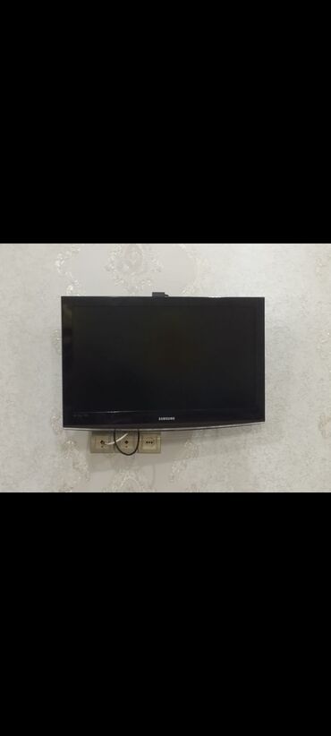 Televizorlar: İşlənmiş Televizor Samsung LCD 82" Ünvandan götürmə