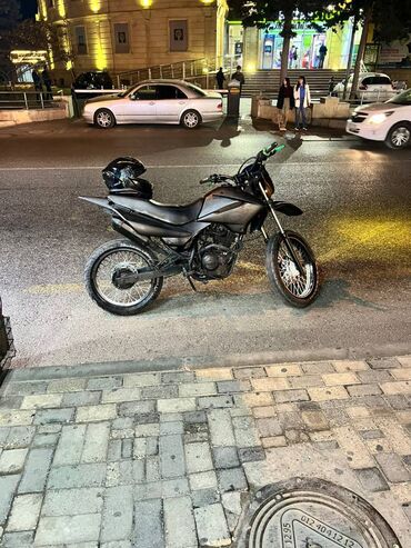 детские мотоциклы на аккумуляторе: Honda - Kros 250 sm3, 2006 il, 6666 km