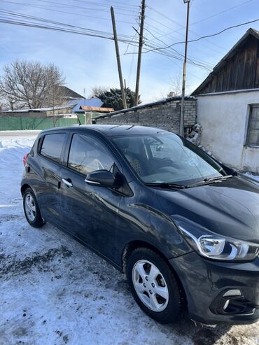 Chevrolet: Chevrolet Spark: 2018 г., Автомат, Бензин, Хэтчбэк — 4