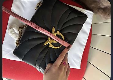 Torbe: Pinko torba – model sa prepoznatljivim Love Birds okovom - Materijal — 10