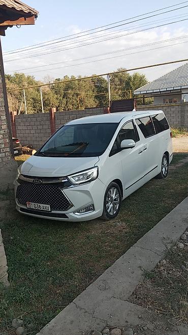 JAC: JAC Refine: 2021 г., 2 л, Автомат, Бензин, Вэн/Минивэн — 5