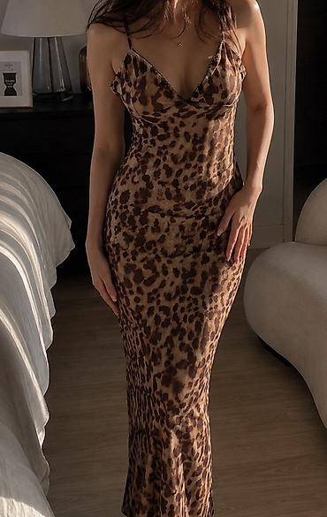 ziyafet paltarı: Leopard naxışlı paltar Yüngül, axıcı materialli geyimdir, ölçü səhv — 1
