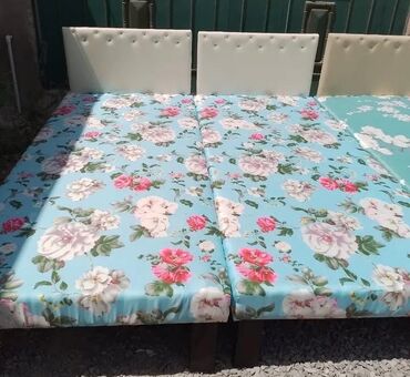 Mebellərin yığılması: Təzə taxtlar. 1 nəfərlik çarpayılar 60manat. 2 nəfərlik taxt — 14