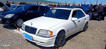 mercedes 180 b: Mercedes-Benz 220: 2.2 l | 1998 il Sedan — 7