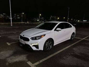 Kia: Kia Forte: 2021 г., 2 л, Автомат, Бензин, Седан