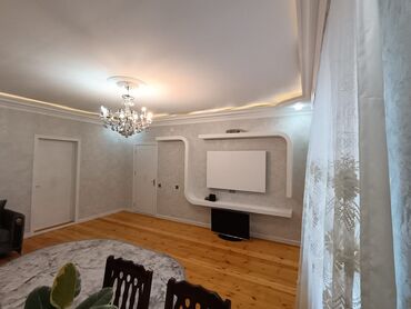 Həyət evləri və villaların satışı: 8-ci kilometr 7 otaqlı, 220 kv. m, Yeni təmirli — 22