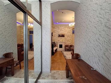 sumqayit 3 mkr kiraye evler: Bakı, 3 otaqlı, Köhnə tikili, m. Sahil, 110 kv. m — 10