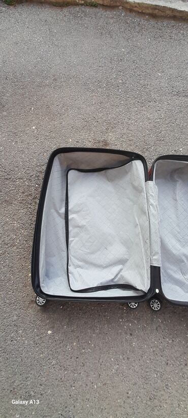 Çamadanlar: Lok Polo’s sərt qabıqlı səyahət çamadanı - Rəng: tünd qırmızı (bordo) -da lalafo.az — 22 Çamadanlar: Lok Polo’s sərt qabıqlı səyahət çamadanı - Rəng: tünd qırmızı (bordo) — 22