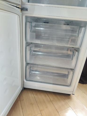 Холодильники: Холодильник Samsung, Б/у, Двухкамерный, No frost, 60 * 180 * 60 — 4