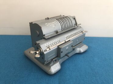 Sikkələr: Antik Fileks hesablayici 1950 ci ile aid ela vezyyetde — 3