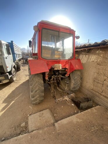 Тракторы МТЗ (Беларус): Модель: 82 экспортный, Б/у, 1995 г., С пресс-подборщиком — 6