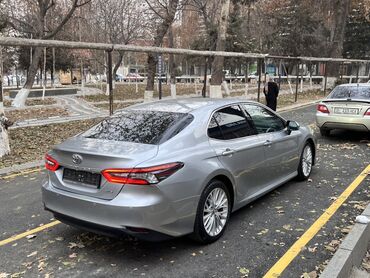 Toyota: Toyota Camry: 2018 г., 2.5 л, Автомат, Бензин, Седан — 6