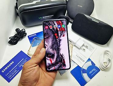 Samsung: Samsung Galaxy S10e, Б/у, 256 ГБ, цвет - Черный, 2 SIM, 1 SIM, eSIM — 6