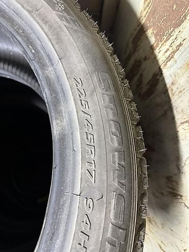 mazda 626 gf: Зимние нешипованные шины, комплект из 4 шт. - Размер: 225/45 R17 - — 2