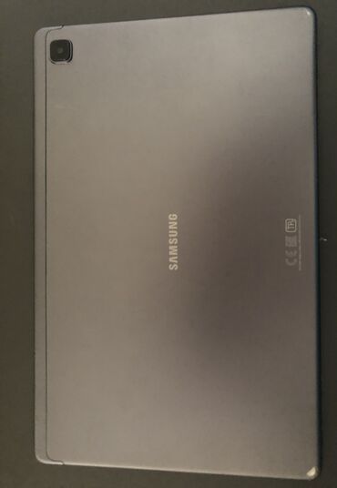 samsung galaxy a7 2017: Samsung Galaxy A7, 64 GB, rəng - Gümüşü, Face ID