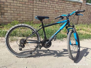 Велосипеды: Привезённые из Германии. Черно-синий (B'Twin)24 колёса Подростковый