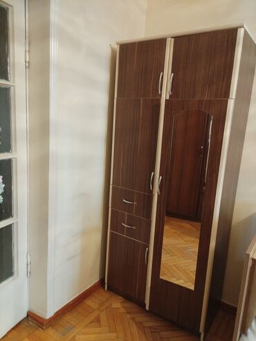 вешалка с зеркалом в прихожую: Шифоньер, Новый, 1 дверь, Распашной, Прямой шкаф, Азербайджан