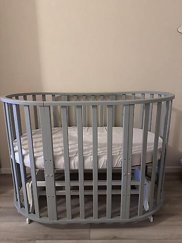 alibebe besik: Oval formali uşaq beşiyi Qeyd: Şəkillərdə görünən döşək və çarşaf — 4
