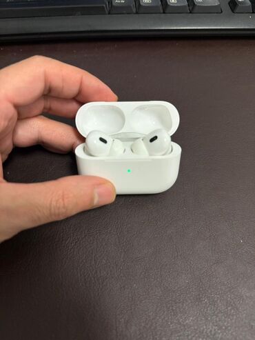 Dinamiklər və kolonkalar: İşlənmiş Simsiz (Bluetooth) Qulaqcıqlar, Apple, rəng - Ağ