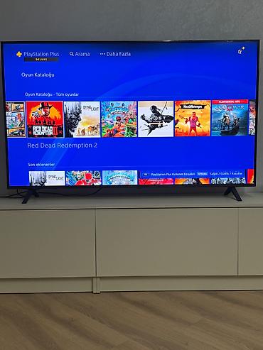 ps4 joystik: Salam.Playstation 4 yaınız ev şəraitində işləyib.Daxilində Ps Plus — 2