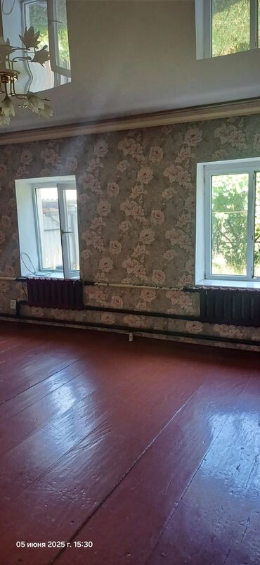дом лелиниский: 60 м², 3 комнаты, Теплый пол, Бронированные двери, Забор, огорожен