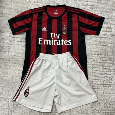 футболки аниме бишкек: Футбольная форма Ac Milan. Размер S, M
