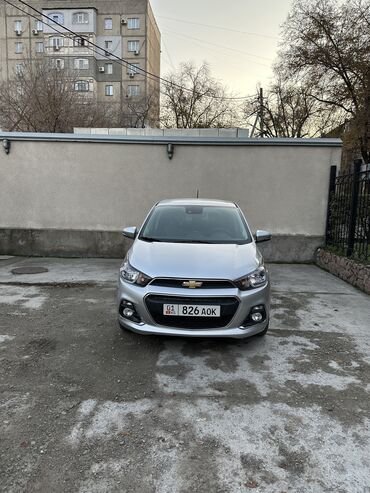 шевроле каптива: Chevrolet Spark: 2017 г., 1 л, Автомат, Бензин, Хэтчбэк