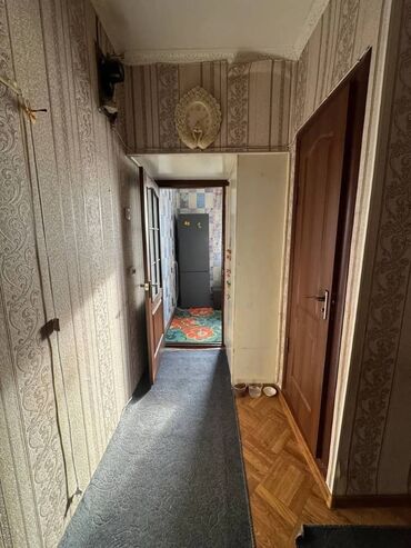 ишу кок жара дом хрушевка: 1 комната, 35 м², 106 серия, 8 этаж, Старый ремонт