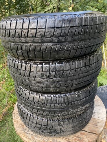 шини 14: Шины 185 / 65 / R 15, Зима, Комплект, Легковые, Bridgestone