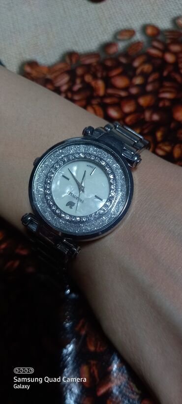 swatch saat qiymetleri: Yeni, Qol saatı, Swarovski, rəng - Gümüşü