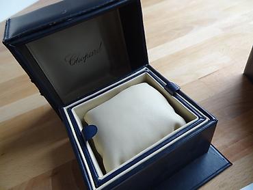 pandora cacak: Chopard kutija skaj 50 eura
kozna 99 eura — 3