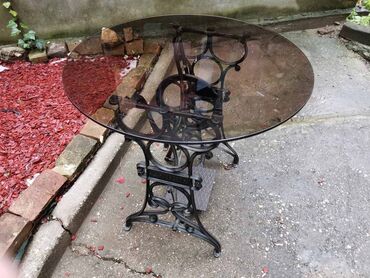metalni stolovi za terase: Klub sto, Okrugli, Metal, Upotrebljenо