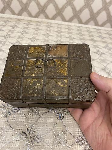 ev ucun dekorlar: Qedimi mücrüqabı. - Material: daxili hissə taxtadandır; xarici hissə — 3