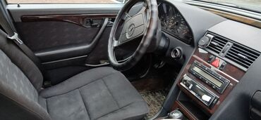 Mercedes-Benz: Mercedes-Benz : 1998 г., 2 л, Автомат, Бензин, Седан — 11