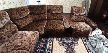 двухэтажный диван: Зал үчүн гарнитур, Диван, Колдонулган
