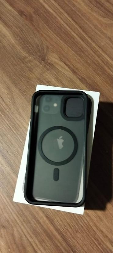 Apple iPhone: IPhone 11, 64 GB, Qara, Face ID — 7