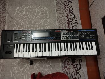 кыргызская юрта боз уй: Продаю синтезатор- рабочую станцию Roland juno Gi