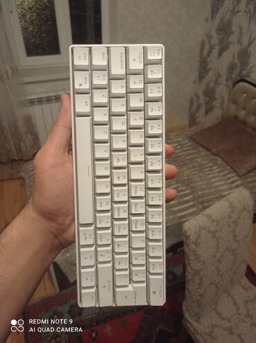 Klaviaturalar: GƏNCƏDƏ RGB oyun klavye t60 ve g102 logitech mausu muxtəlif reng ve — 16