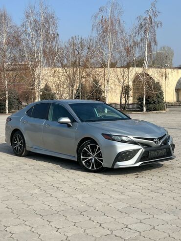 Toyota: Toyota Camry: 2021 г., 2.5 л, Автомат, Бензин, Седан