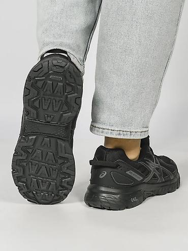 Кроссовки и спортивная обувь: Кроссовки ASICS (модель из линейки с амортизацией GEL), цвет — — 9
