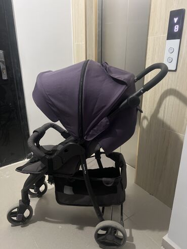 прогулочные коляски carrello quattro: Коляска, цвет - Фиолетовый, Б/у