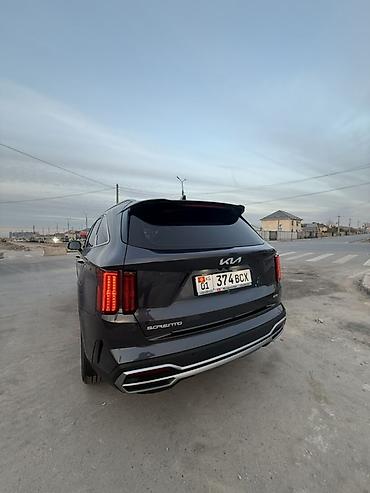 mersedes 814: Kia Sorento: 2023 г., 1.6 л, Гибрид, Кроссовер — 4