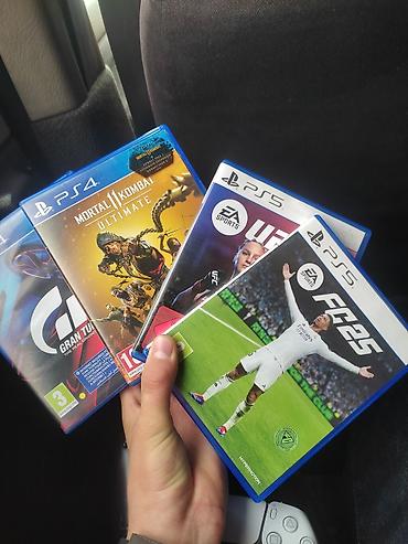 PS5 (Sony PlayStation 5): PlayStation 5 (версия с дисководом) + 2 геймпада DualSense — 8