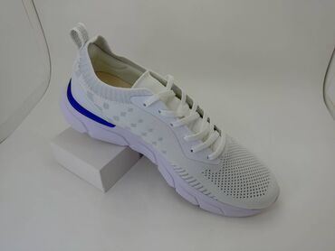 мужская обувь б у: Кроссовки Li Ning мужские, код: men_shoesLN3 Белые классические