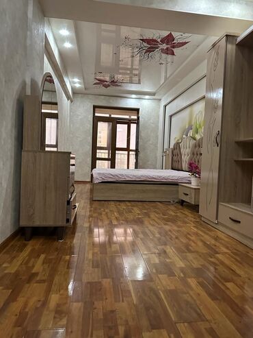 тоголокмолдо васильева продажа домов: 3 комнаты, 90 м², Элитка, 5 этаж, Дизайнерский ремонт