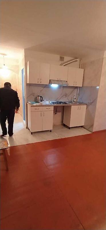 xalqlar dostlugu ev: Bakı, 8-ci kilometr, 2 otaqlı, Köhnə tikili, m. Xalqlar Dostluğu, 40 kv. m — 5